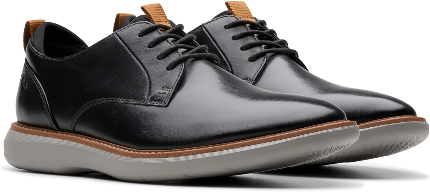 Clarks Men's Brantin Plain Oxford