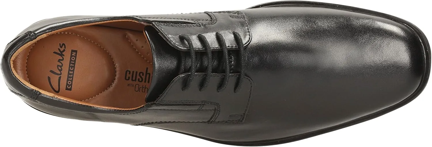Clarks Men's Tilden Plain Oxford