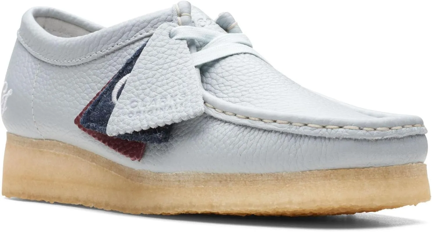 Clarks Women's Wallabee. Oxford