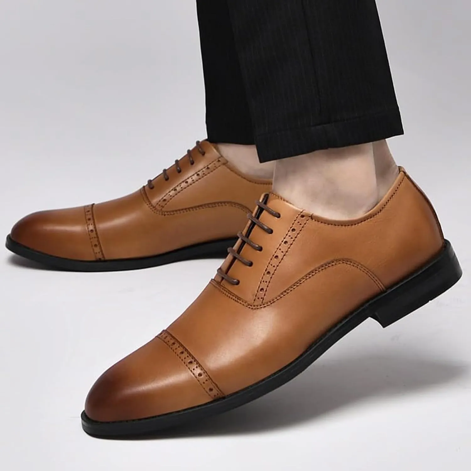 Classic Business Pointed Toe Leather Shoes Men's Luxury Dress Shoes Elegant Wedding Prom Non-Slip Oxford Patent Leather Comfortable