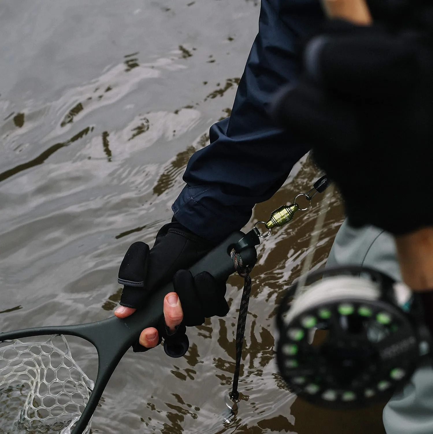 FRDM Hybrid Convertible Gloves Windproof Water Repellent Touchscreen Photography Hiking Cycling Outdoor Activities, for Men & Women