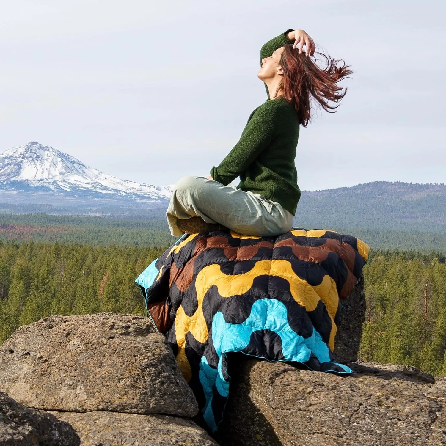 Horizon Hound Down Camping Blanket - Outdoor Travel Quilt | Sustainable, Insulated, Lightweight & Warm Gear for Sleep, Camping, Stadium, Hiking & Festivals | Water Resistant, Packable & Compact