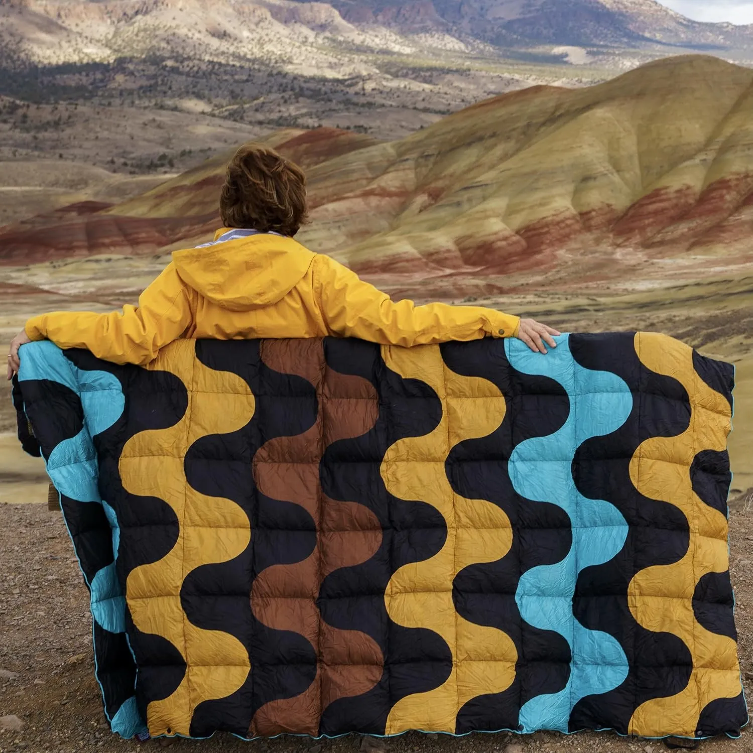 Horizon Hound Down Camping Blanket - Outdoor Travel Quilt | Sustainable, Insulated, Lightweight & Warm Gear for Sleep, Camping, Stadium, Hiking & Festivals | Water Resistant, Packable & Compact