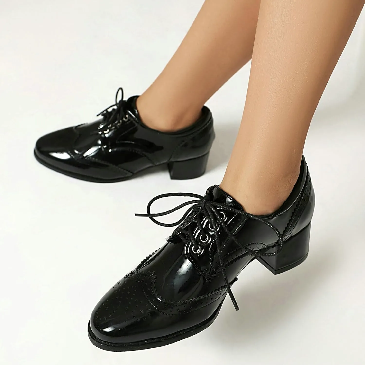Meefit Women Lace Up Oxford Shoes Perforated Wingtip Shoes Chunky Heel Brogue Shoes,Round Toe Saddle Oxford Shoes