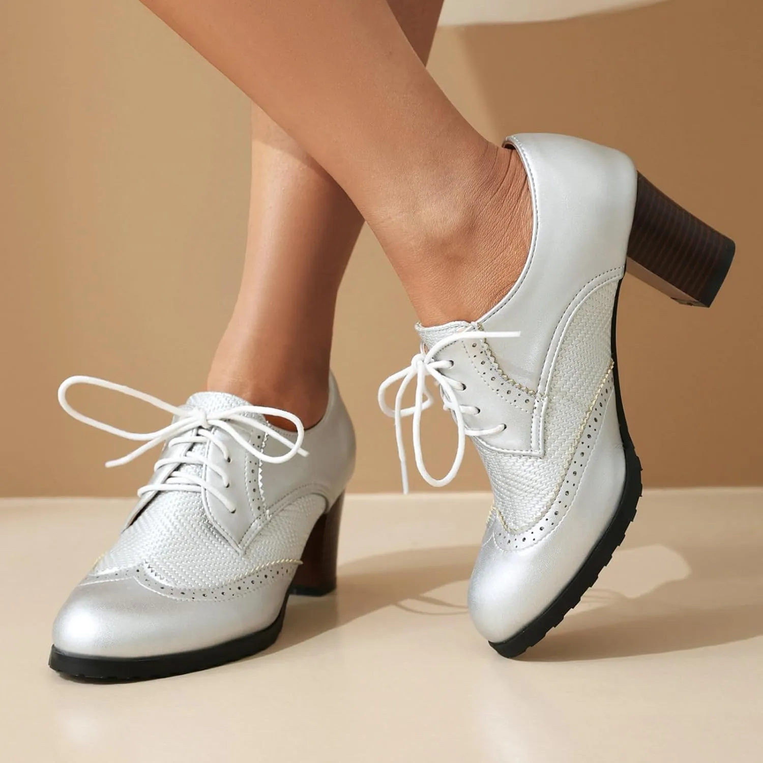Meefit Women Lace Up Oxford Shoes Perforated Wingtip Shoes Chunky Heel Brogue Shoes,Round Toe Saddle Oxford Shoes