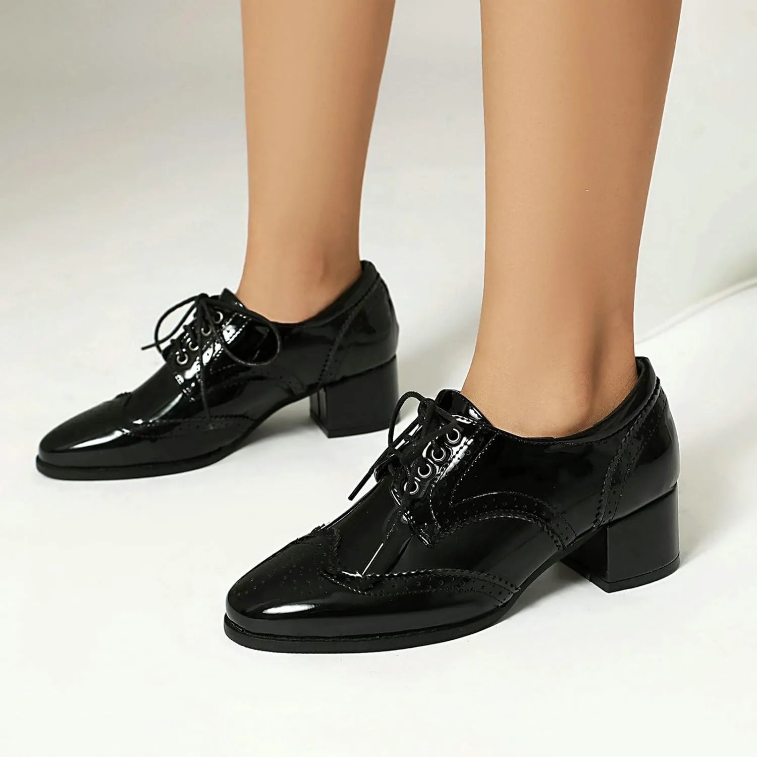 Meefit Women Lace Up Oxford Shoes Perforated Wingtip Shoes Chunky Heel Brogue Shoes,Round Toe Saddle Oxford Shoes