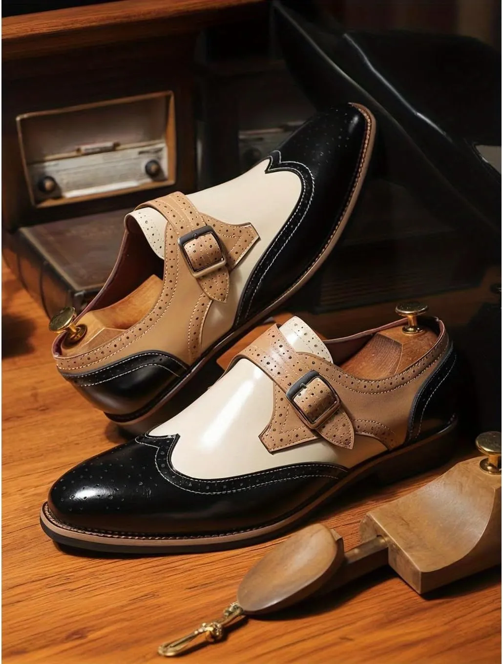 Men's Business Casual Shoes Oxford Shoes, with a Monk Strap Design, Fashionable