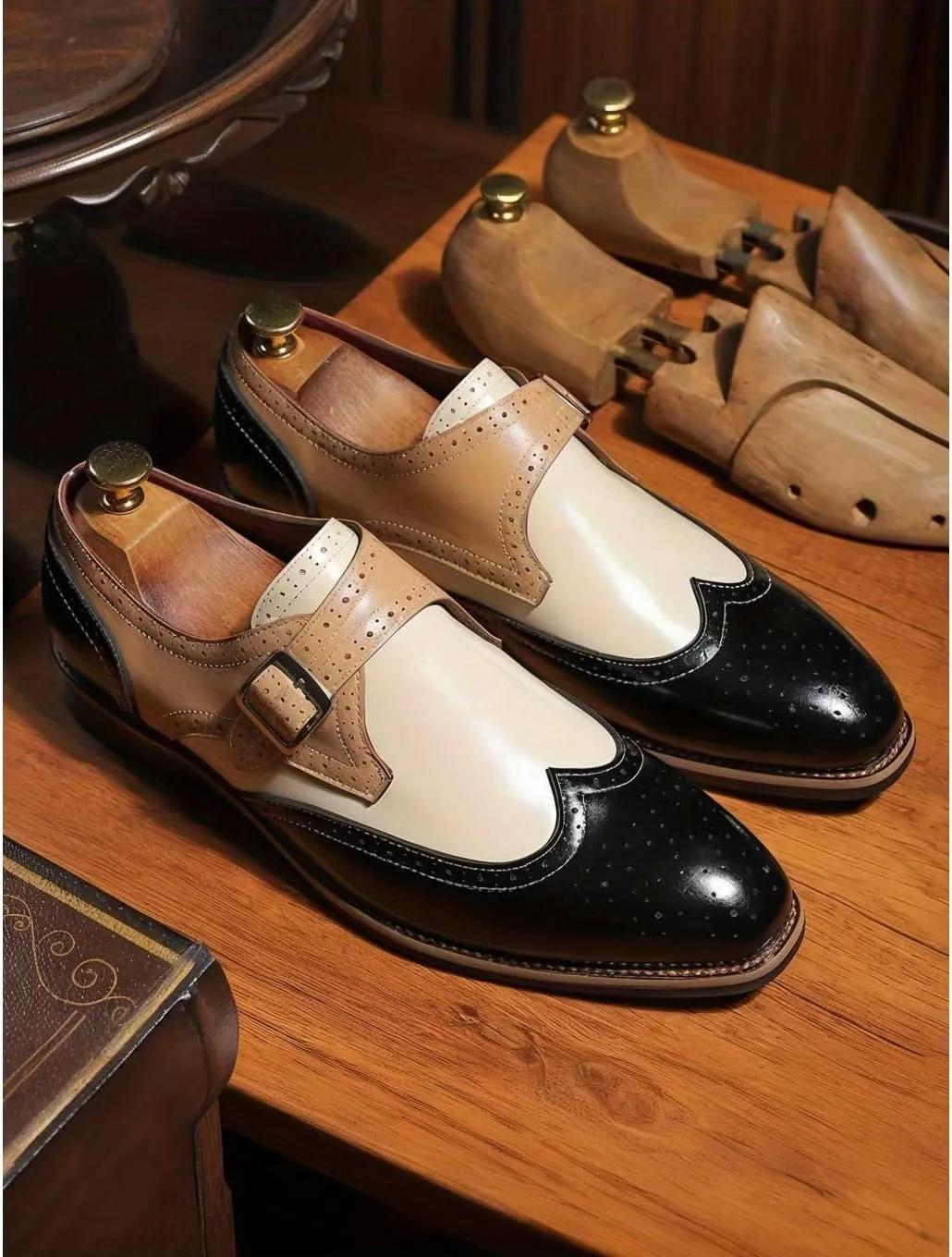 Men's Business Casual Shoes Oxford Shoes, with a Monk Strap Design, Fashionable