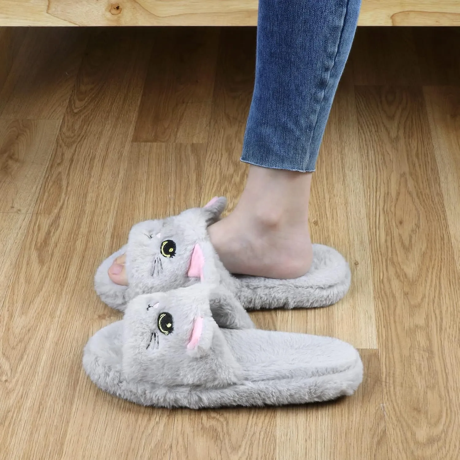 Panda Bros Slides Slippers, Soft Plush Cozy Open Toe Indoor Outdoor Fuzzy Slippers Gifts For Girls Women Girlfriend