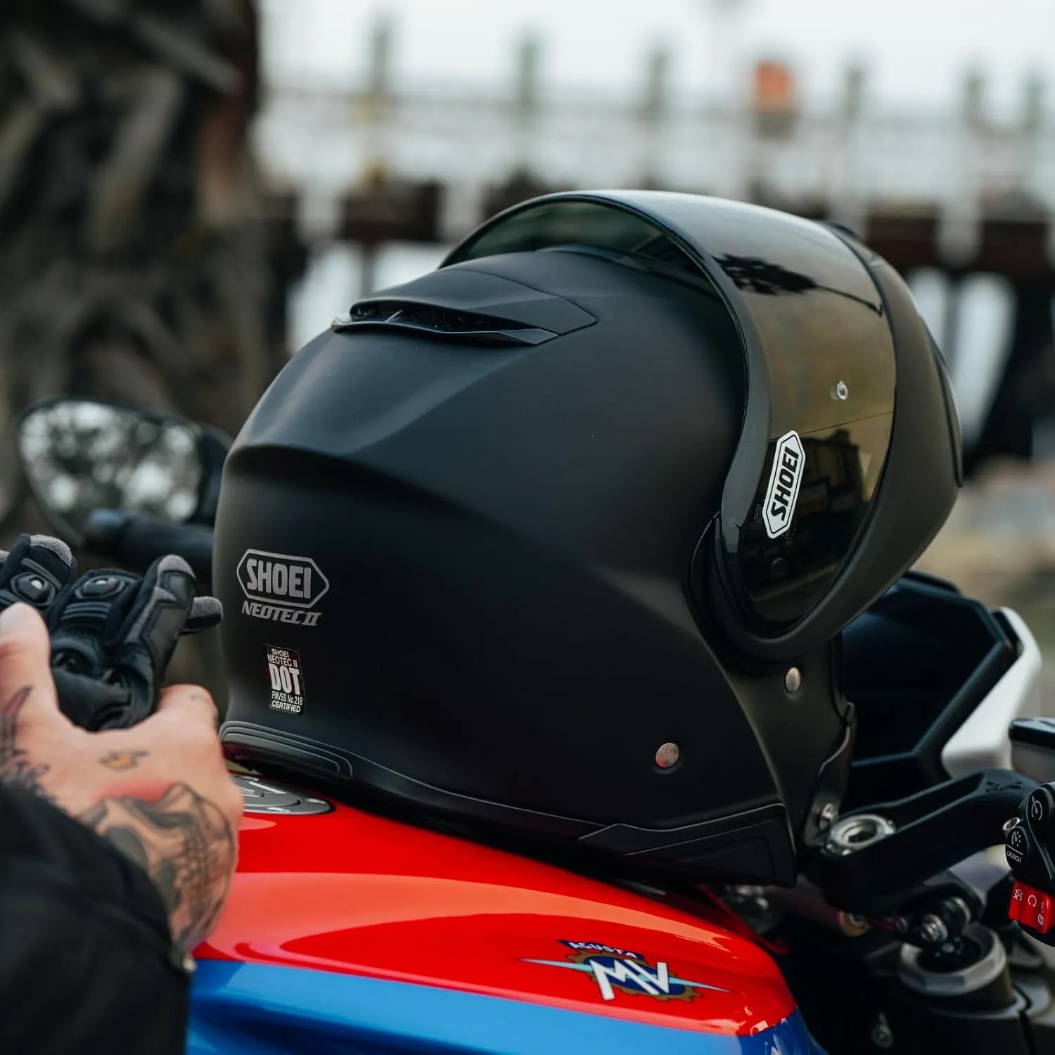 Shoei Neotec II