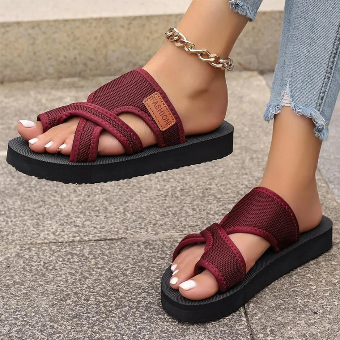 Women's Breathable Mesh Sandals Orthotic Sandals 2025 Summer Hollow Mesh Flip Flops For Women Mesh Flats Beach Sandals Mules