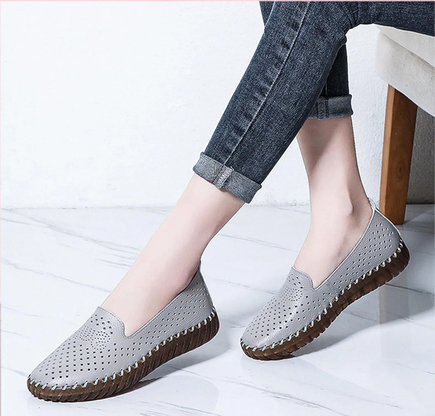 Women's Handmade Leather Casual Beef Tendon Soft Sole Loafers Comfortable Round Toe Breathable Oxford Arch Support Walking Shoes